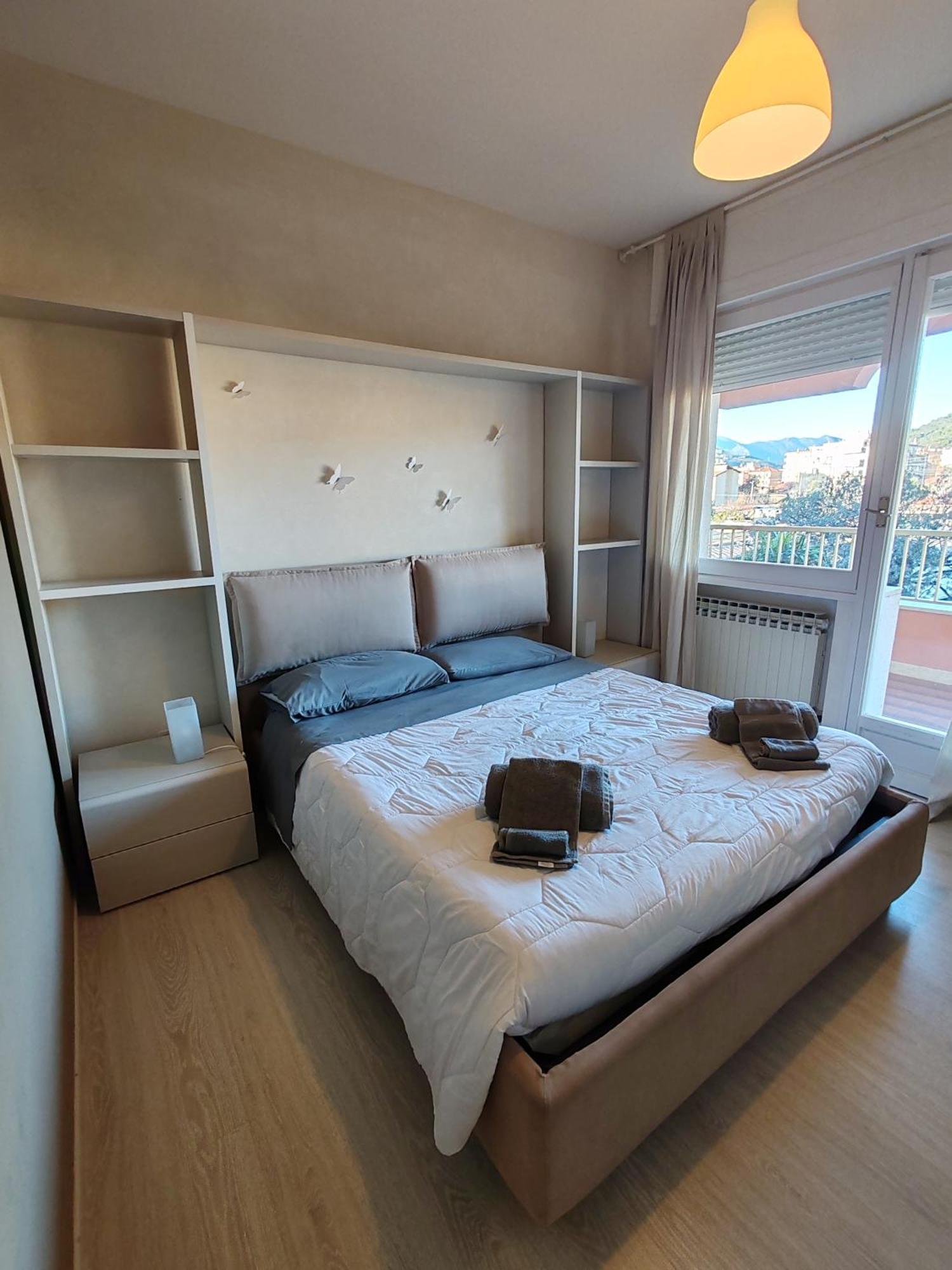 Relax Al Mare Apartamento Vallecrosia Exterior foto